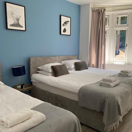 Accessible 3-Bedroom Bungalow With Patio +Driveway Southampton Eksteriør billede